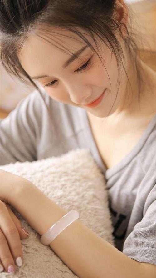 春风不见花梗泣小三月月最新章节免费阅读