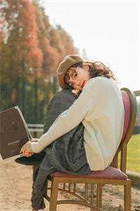 都市：开局上架卖五代战机过分？爽文