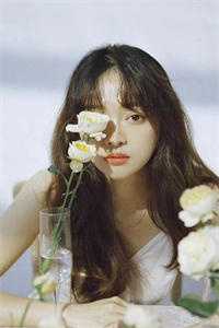 你敢断她财路她背后有地下大佬小说出品