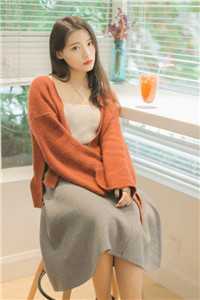 她隐瞒着身份，期待季寅礼也能发现她就是网上的那个&lsquo;她&rsquo;。 可就在两人在游戏中要结婚的前一刻，季寅礼却单方面取消了婚礼。 虞江吟的单向暗恋就此终结。结局+番外