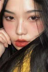 吹牛是首富，一觉醒来成真了主人公叫