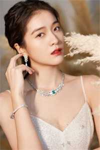 幼儿园活动，老婆给竹马儿子当妈妈免费看