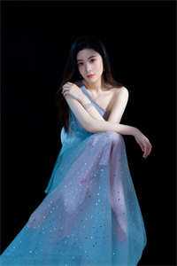 拒绝表演的⼥⼉抖音热门免费完本小说在线阅读