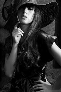 拍卖会上妻子为助理点天灯，我选择一跟到底杨吱吱沈重完整版免费在线阅读