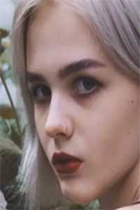 嫁给截瘫无能京圈太子爷后，三个童养夫急了沈祈年姜丝丝最新小说免费阅读