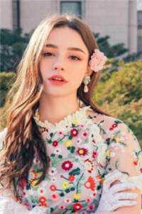 死后三年，全家想在直播间打我的脸陆清雪陆晚晚最新章节列表_笔趣阁