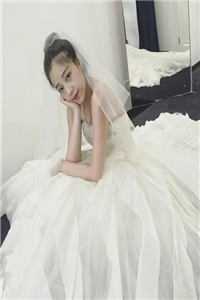 往事难追，爱已成伤裴言澈江揽月最新小说免费阅读