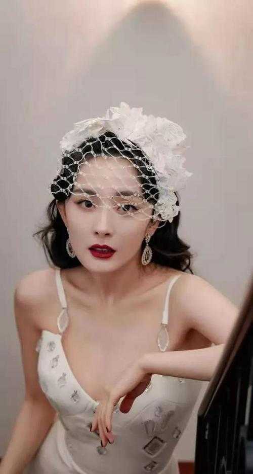 嫁给截瘫无能京圈太子爷后，三个童养夫急了沈祈年顾雪玲笔趣阁小说在线免费阅读无广告弹窗