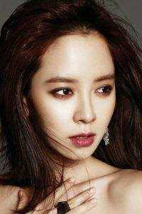 极寒末世：二十年后的我来通风报信林逸何月儿全章节笔趣阁小说在线阅读